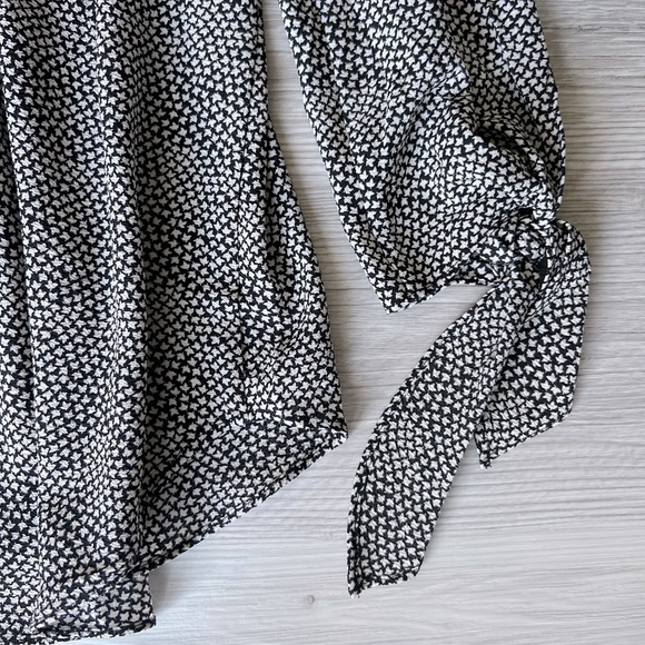 MICHAEL KORS galyn off the shoulder top size S NWT - Picture 13 of 13